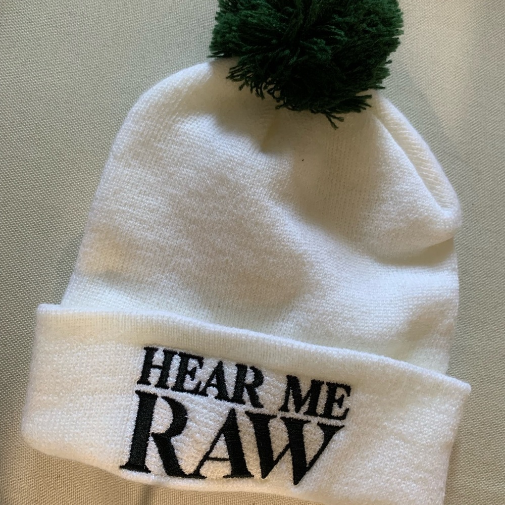 Hear me raw beanie New.  Holiday pick🎁